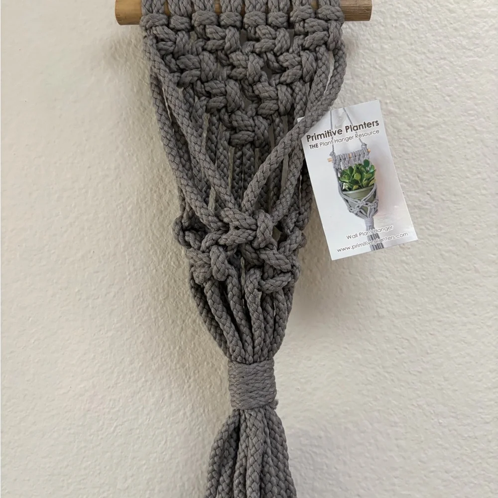 NWT Primitive Planters Gray Macrame Wall Plant Hanger With Wood Dowel, For Plant